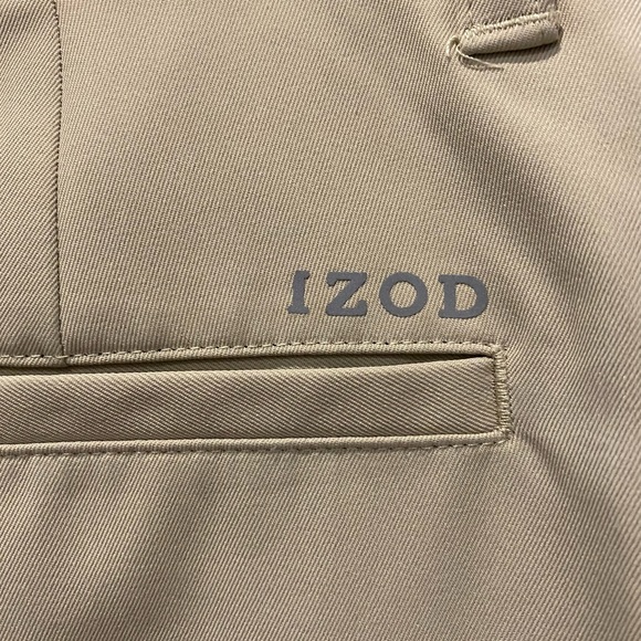 NWOT IZOD Beige Golf Shorts Size 30 - Picture 5 of 5